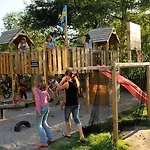 Landhuis Landgasthof Probstei Zella